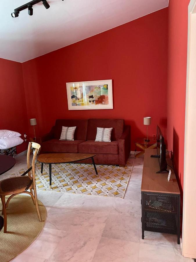 Apartamentos La Casa Del Pozo Santo Sevilla Bagian luar foto