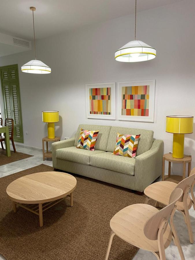 Apartamentos La Casa Del Pozo Santo Sevilla Bagian luar foto