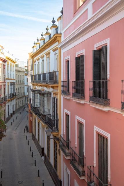 Apartamentos La Casa Del Pozo Santo Sevilla Bagian luar foto