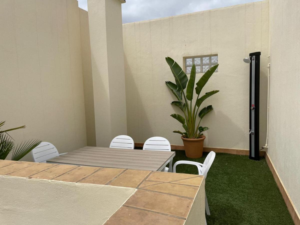Apartamentos La Casa Del Pozo Santo Sevilla Bagian luar foto